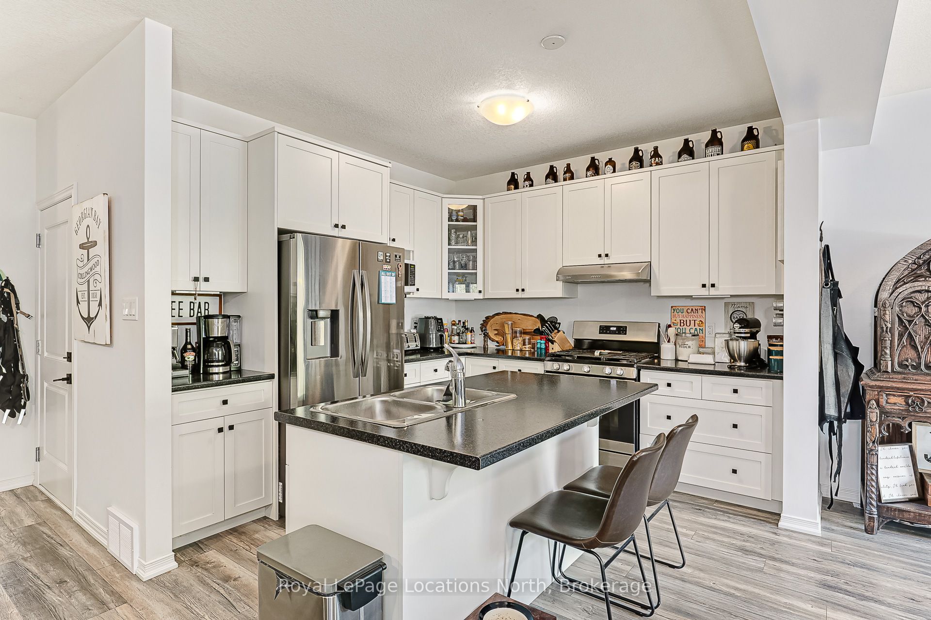 39 George Zubek Drive Property Photo 10