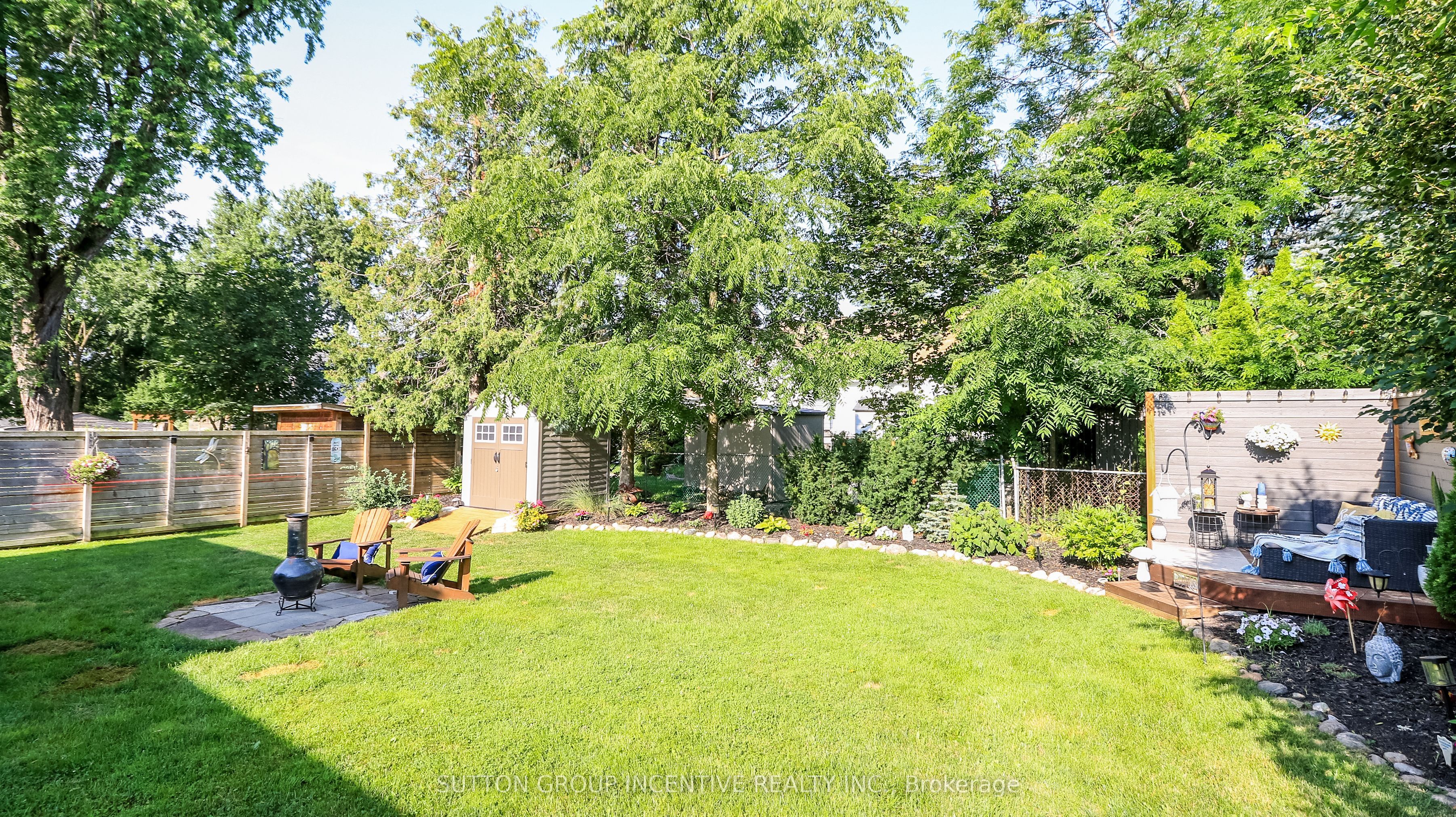40 Varden Avenue Property Photo 34