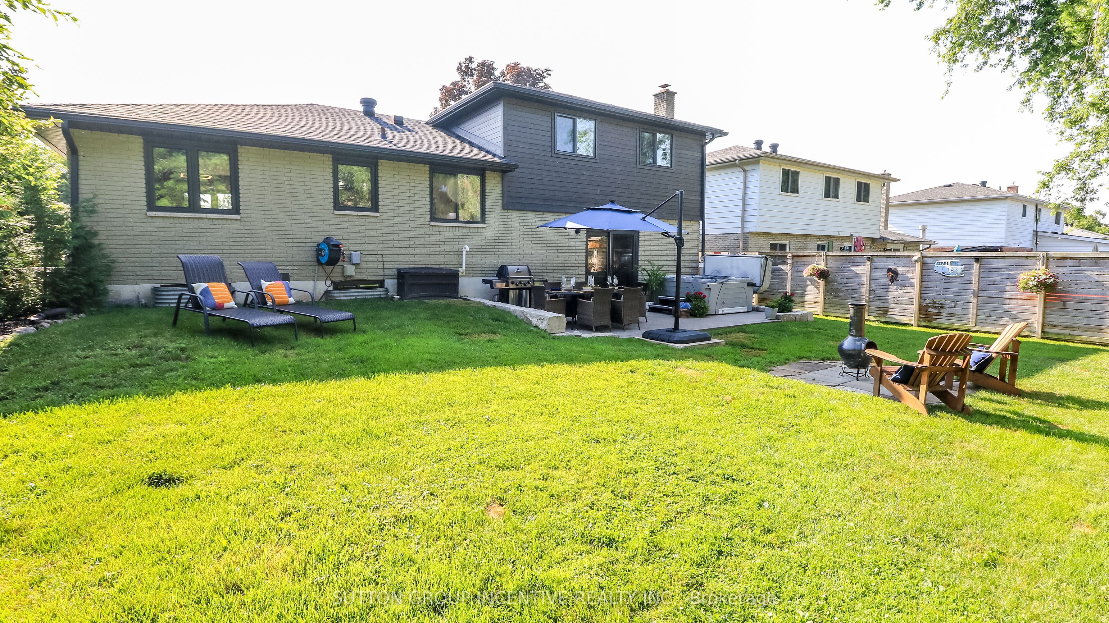 40 Varden Avenue Property Photo 35