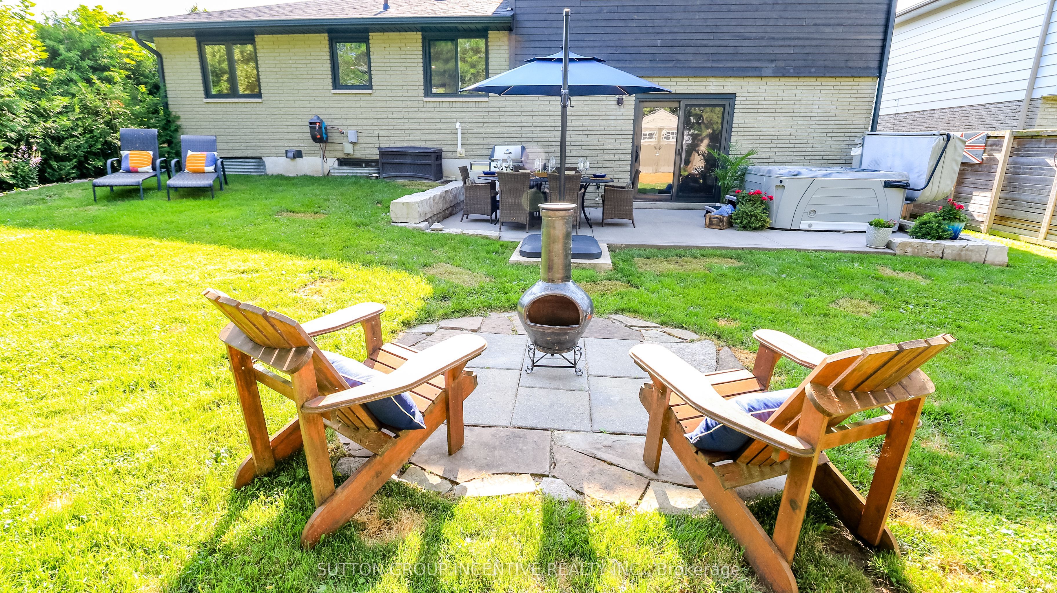 40 Varden Avenue Property Photo 37
