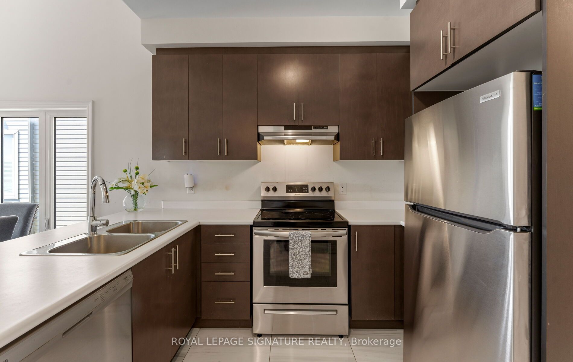 301 Atkinson Street Property Photo 18