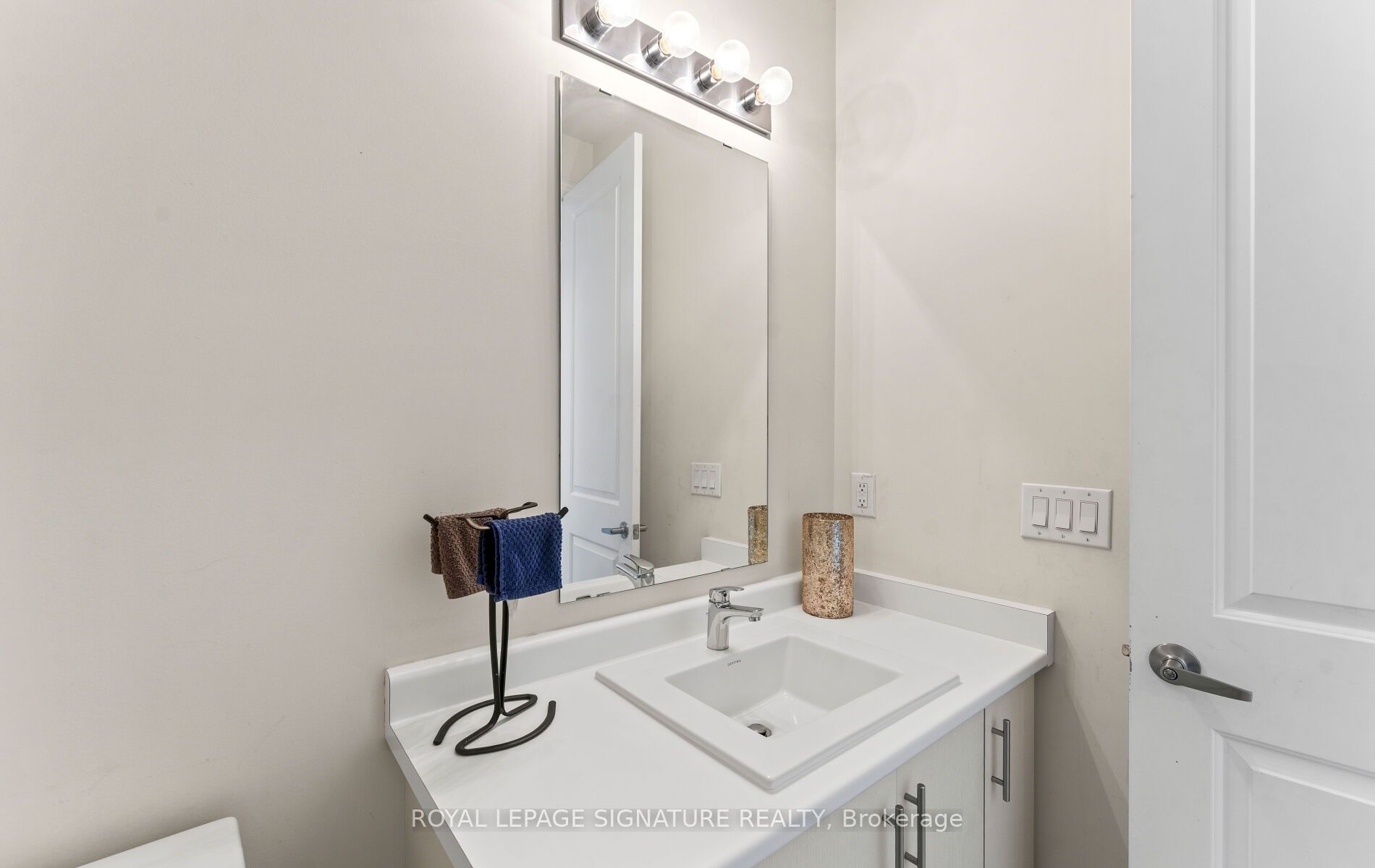 301 Atkinson Street Property Photo 22
