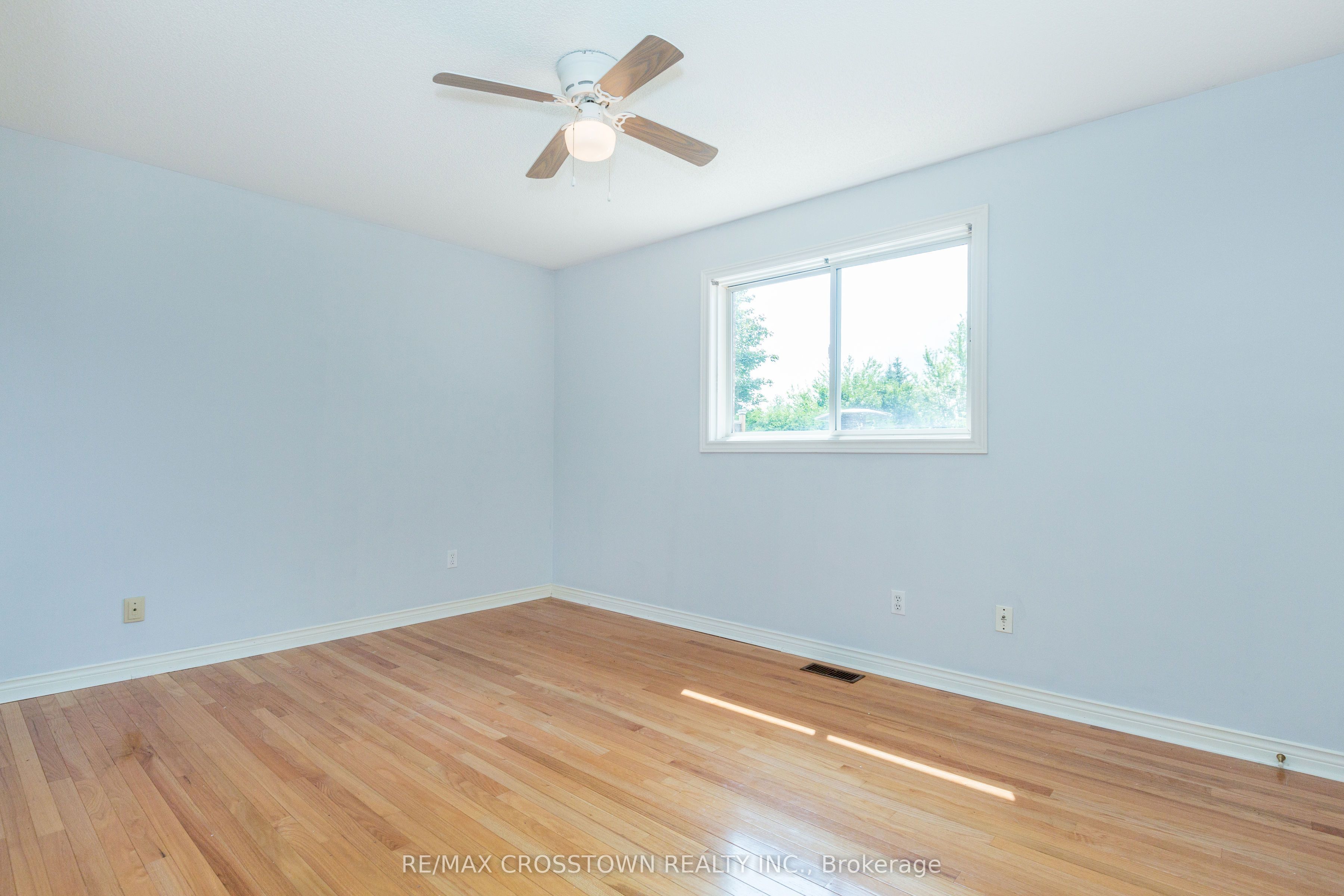 1 Lang Drive Property Photo 16