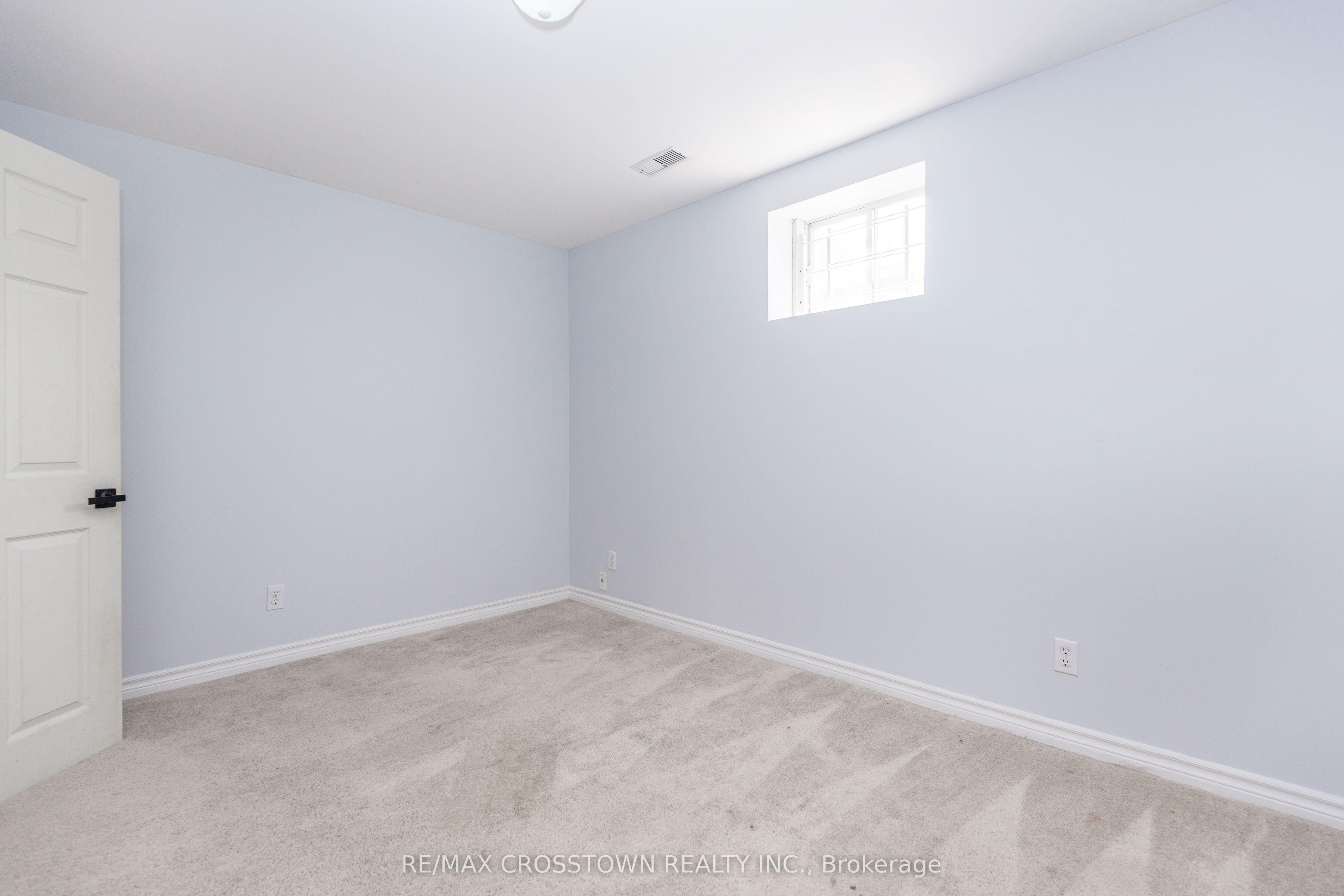 1 Lang Drive Property Photo 30