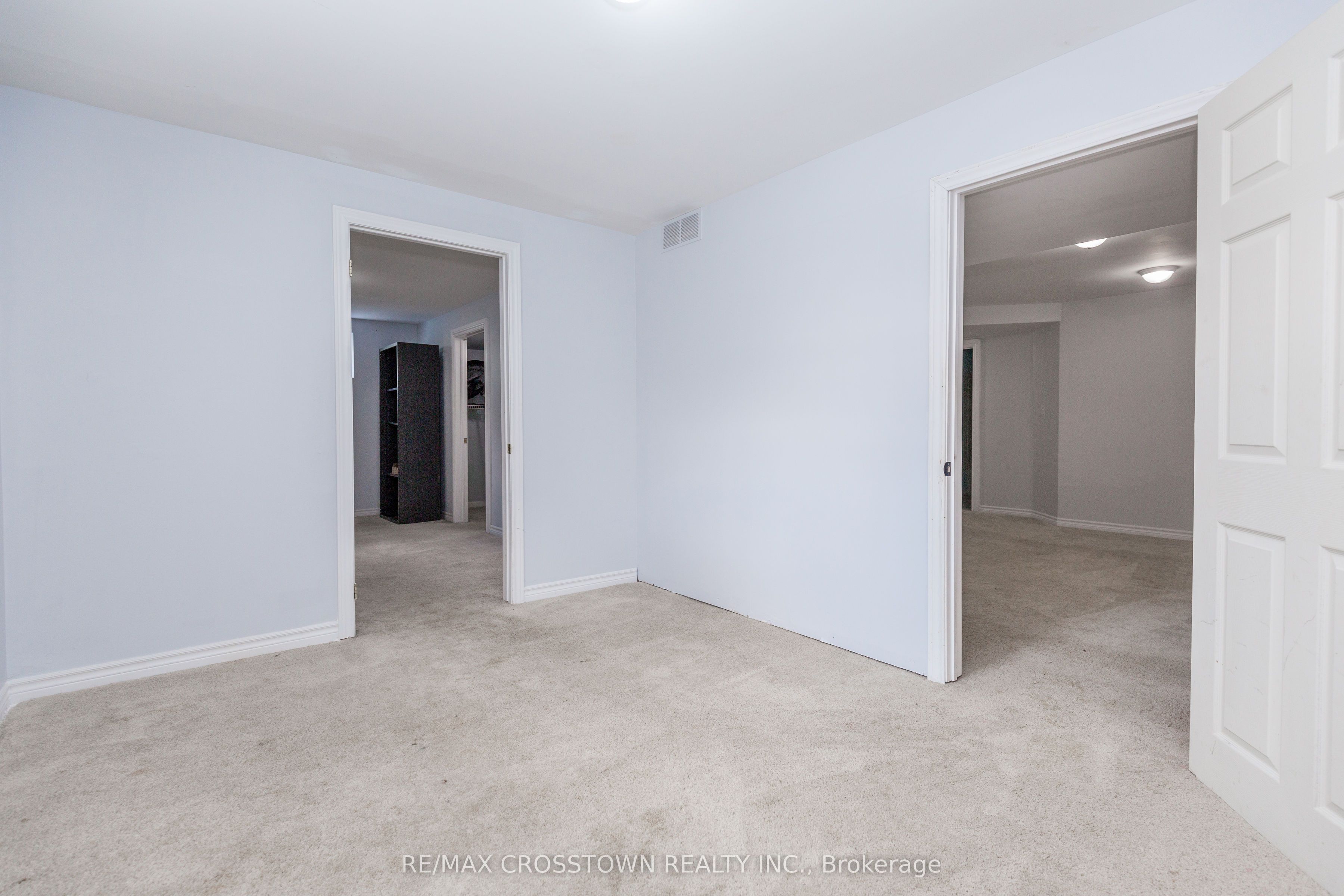 1 Lang Drive Property Photo 31