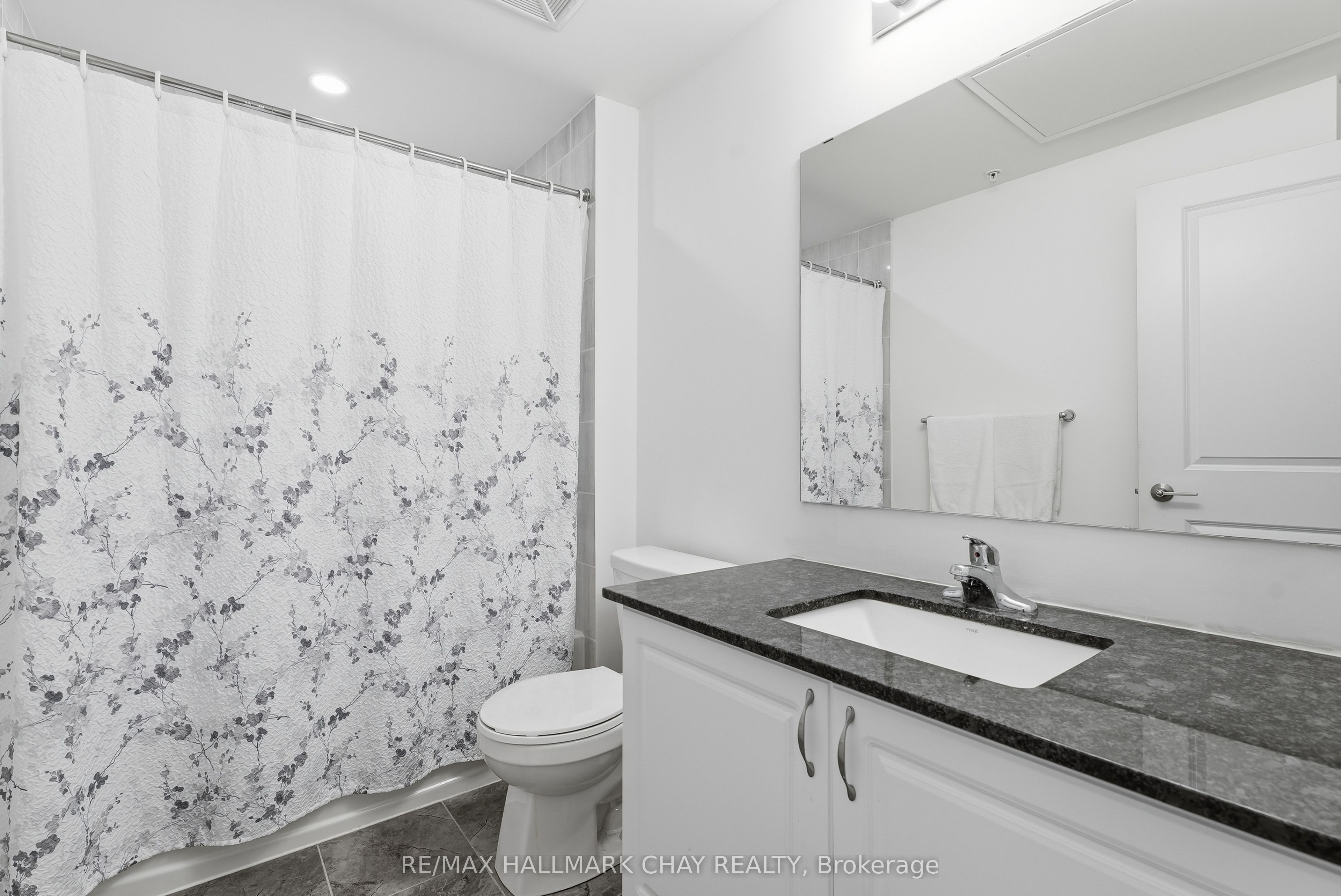 302 Essa Road 409 Property Photo 18