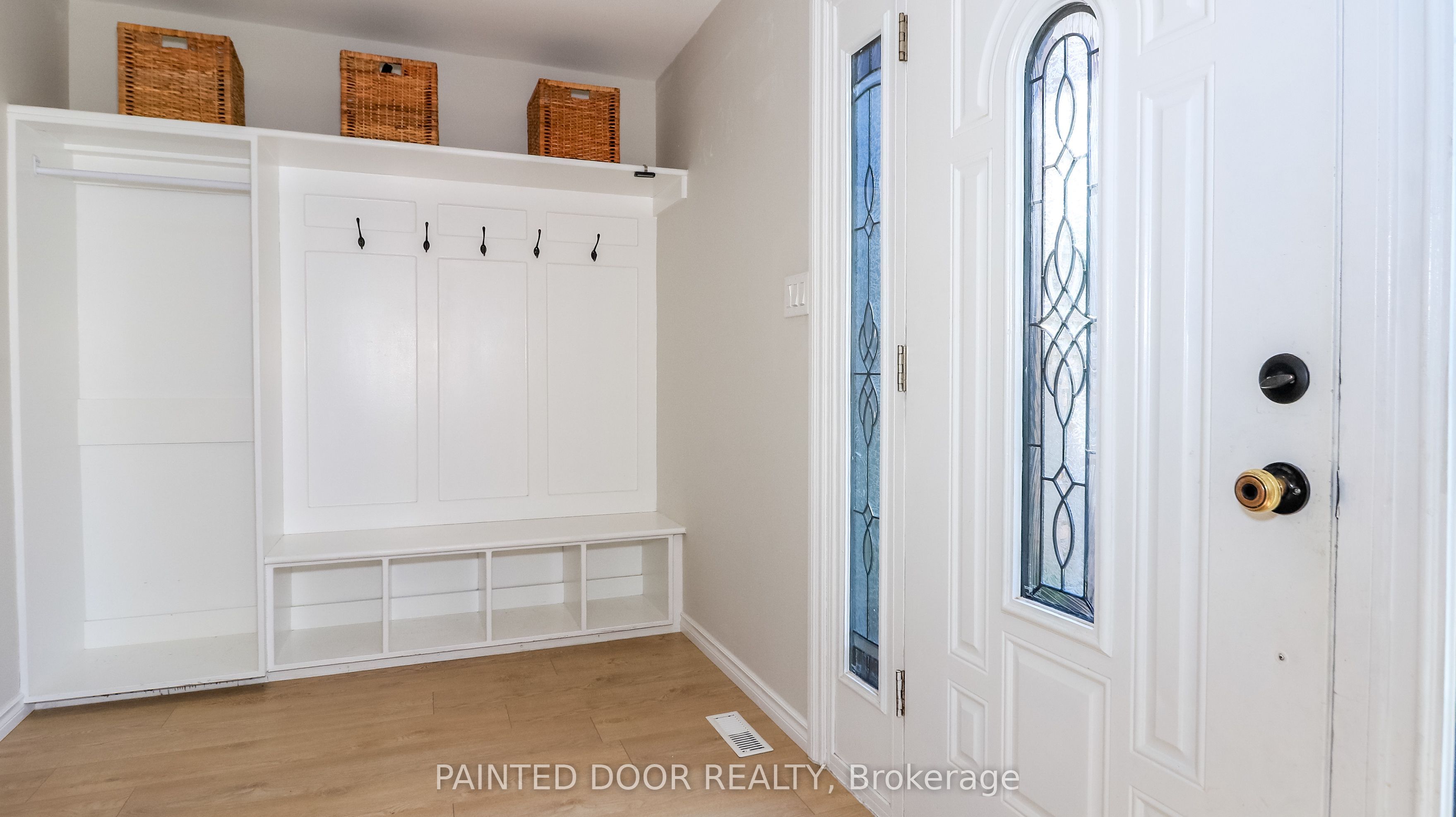 105 Oren Boulevard Property Photo 4