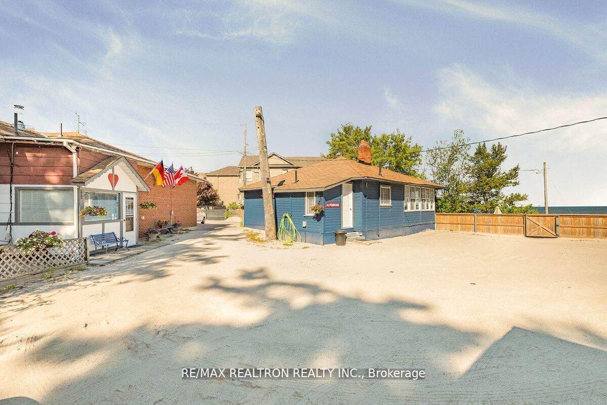 11 12th Street N Property Photo 8