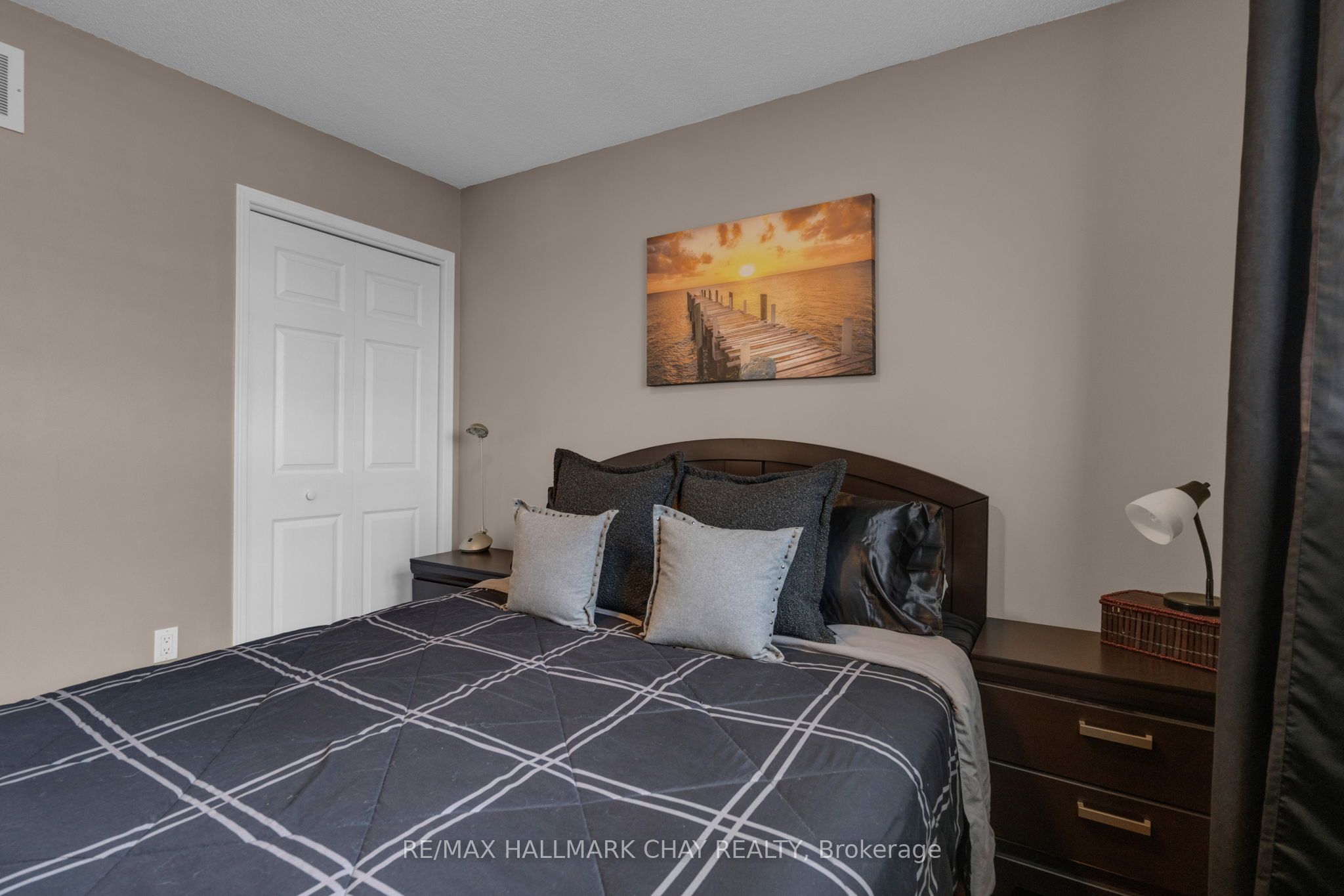 34 Crompton Drive Property Photo 17