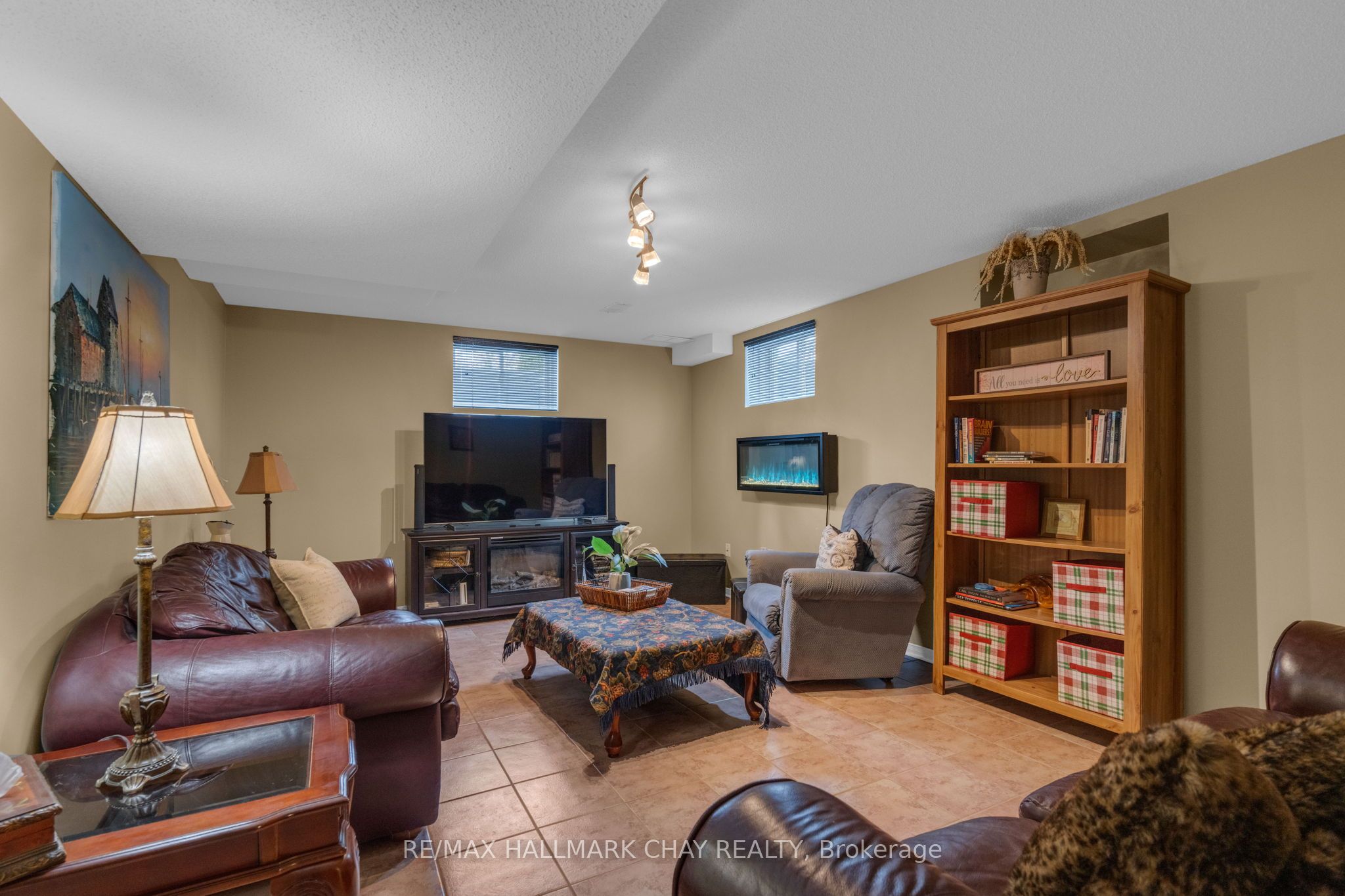 34 Crompton Drive Property Photo 24