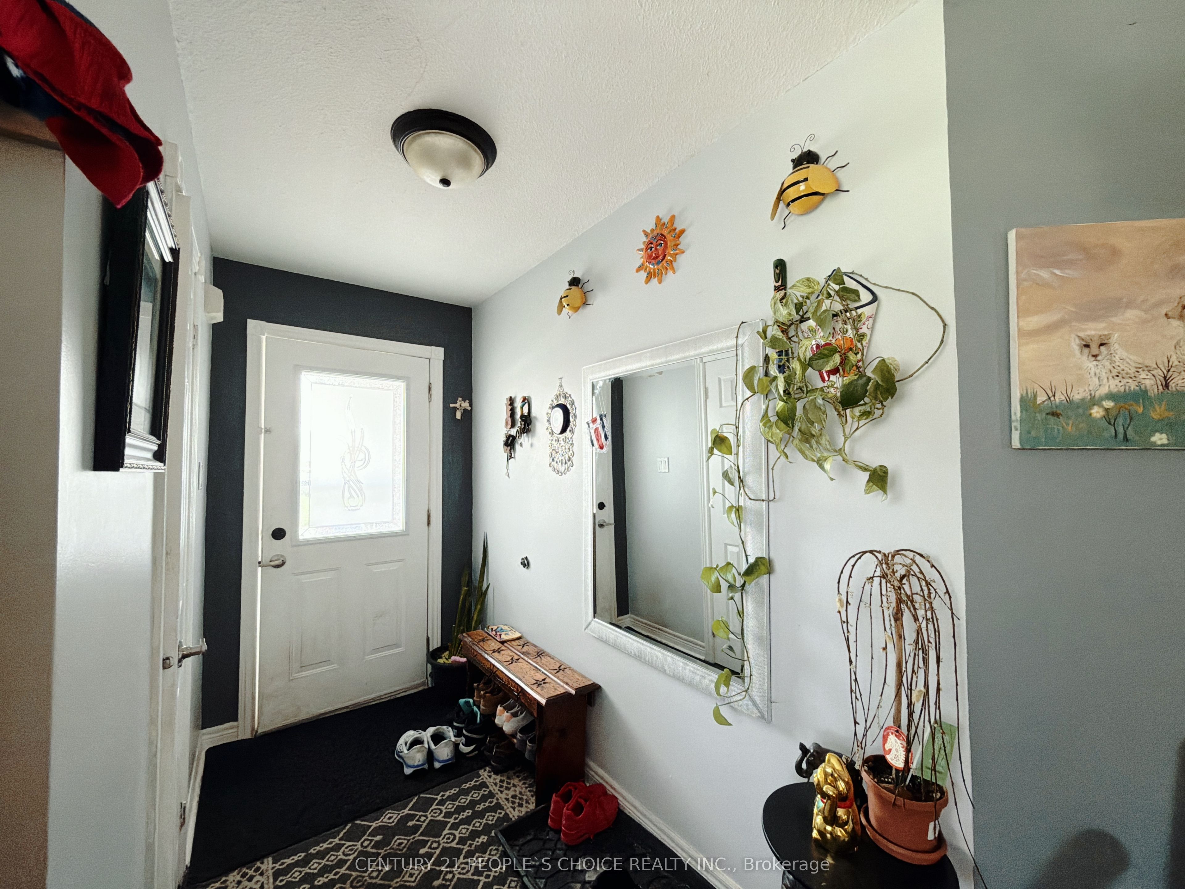 66 Michael Crescent Property Photo 3