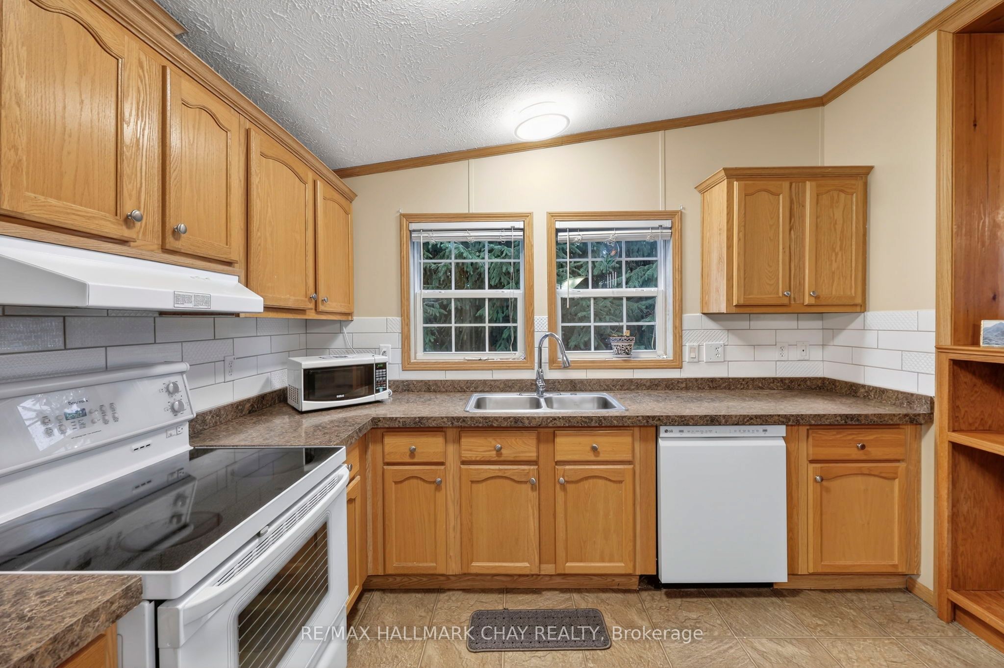 3 Illinois Crescent Property Photo 10