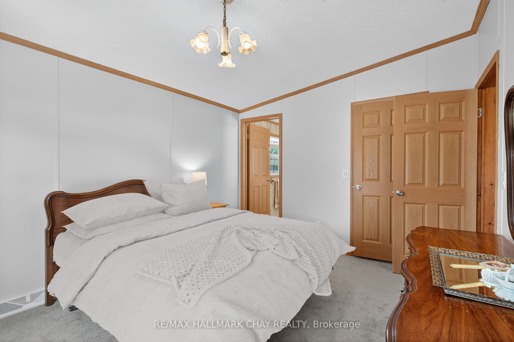 3 Illinois Crescent Property Photo 13