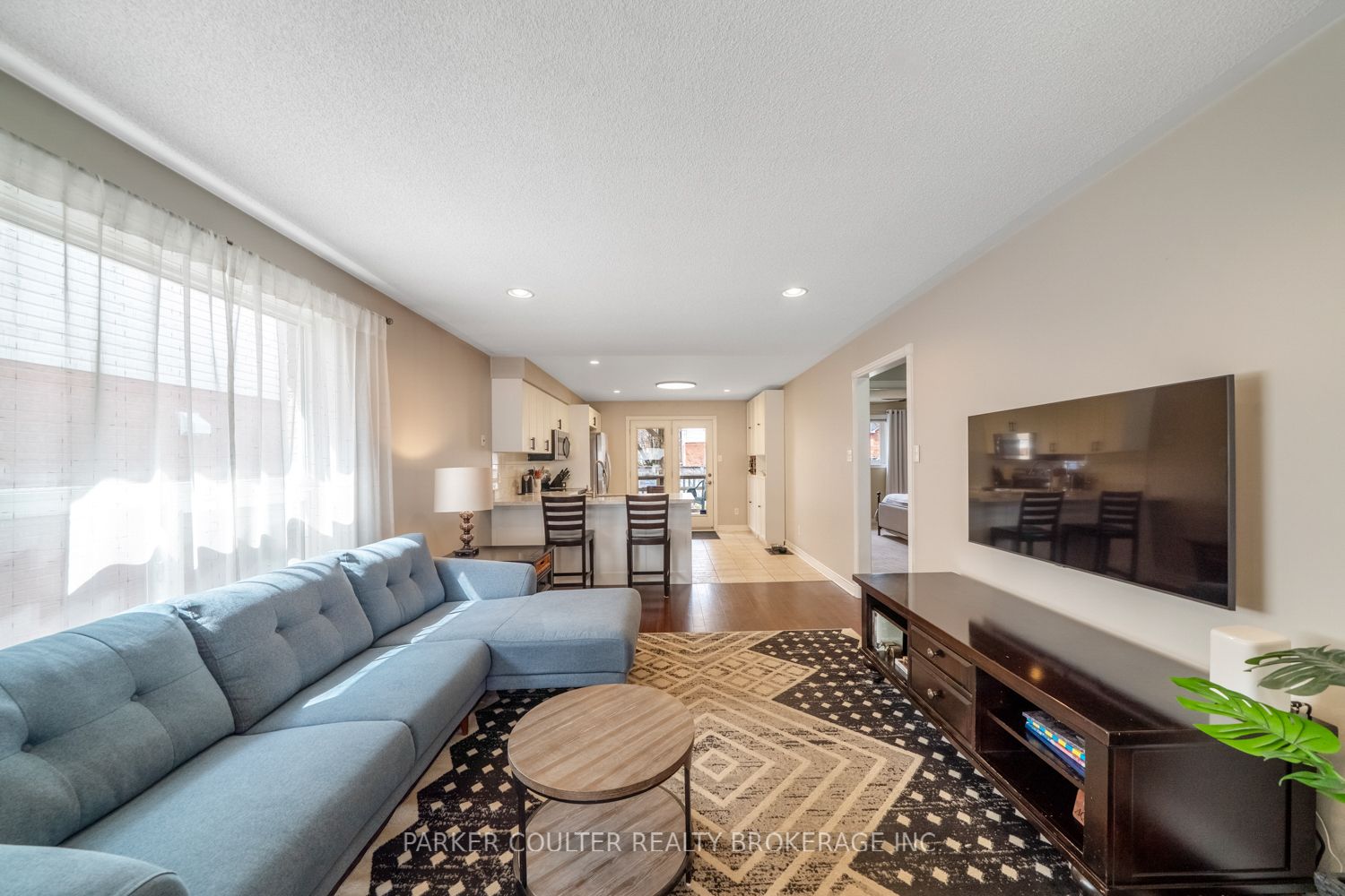 216 Mapleton Avenue Property Photo 7