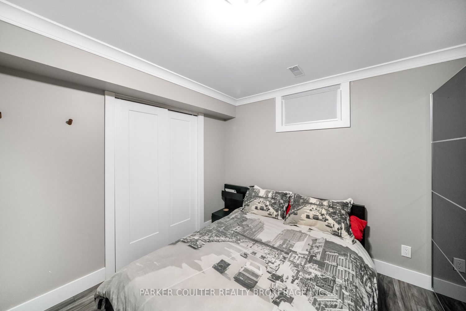 216 Mapleton Avenue Property Photo 22