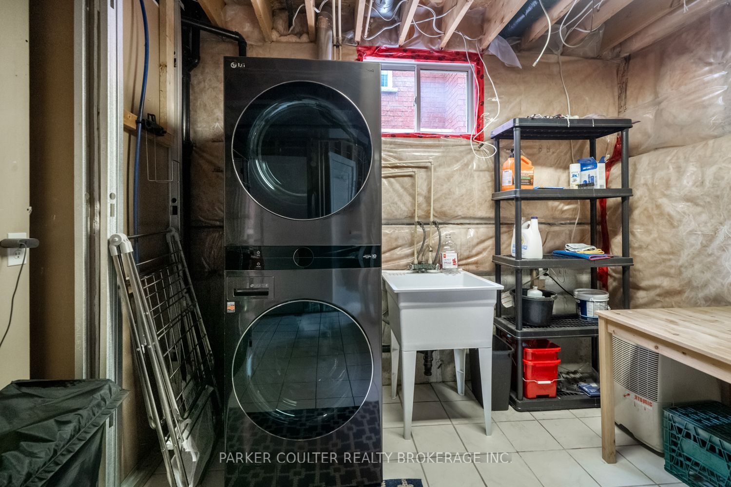 216 Mapleton Avenue Property Photo 29