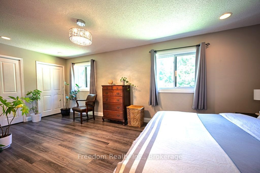 42 Patricia Avenue Property Photo 23