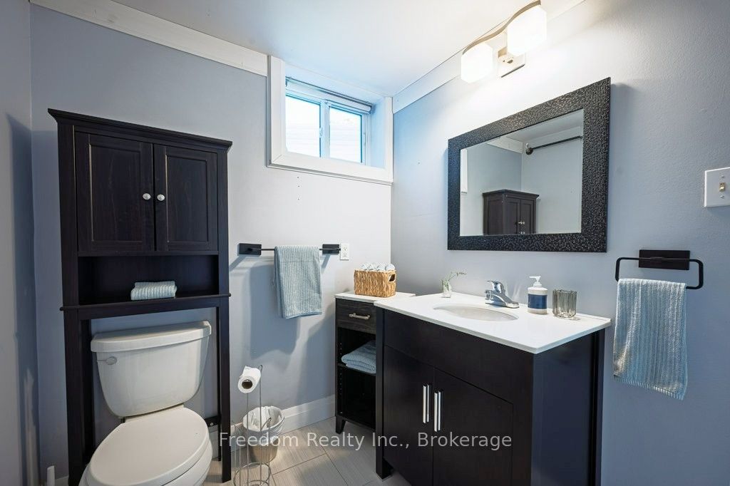 42 Patricia Avenue Property Photo 37