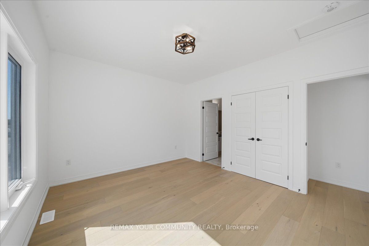 26 Flan Boulevard Property Photo 6
