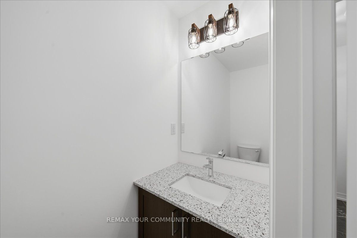 26 Flan Boulevard Property Photo 9