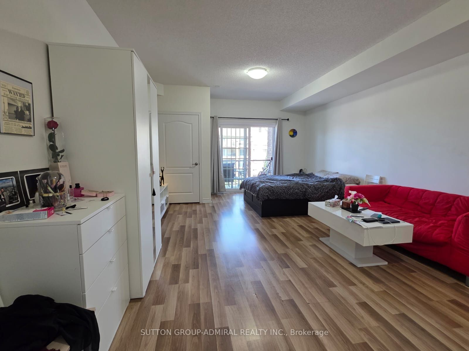 40 Ferndale Drive 304 Property Photo 5