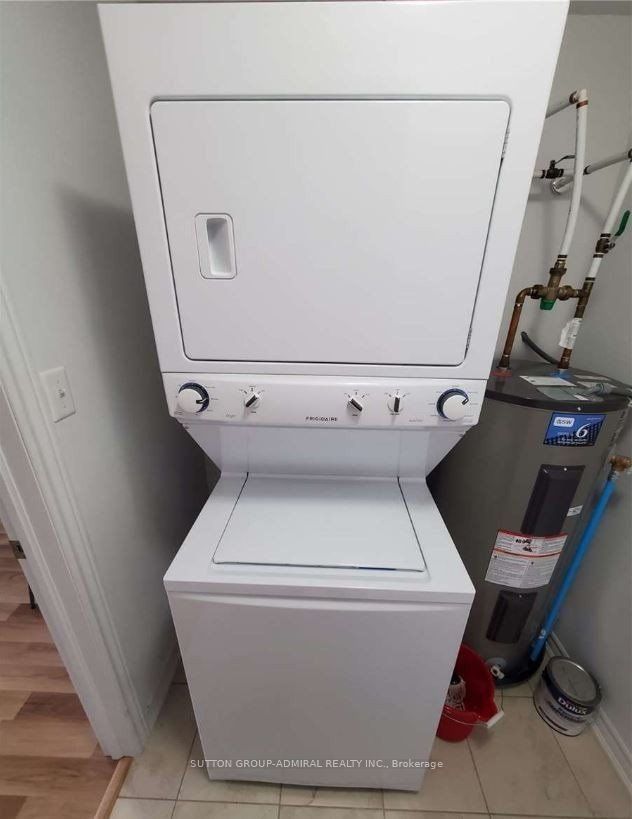 40 Ferndale Drive 304 Property Photo 10