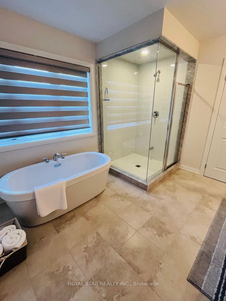 7 Federica Crescent Property Photo 13