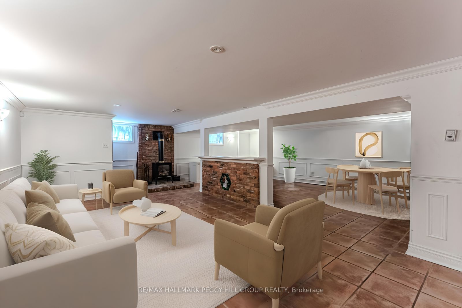 2 Mills Circle Property Photo 18