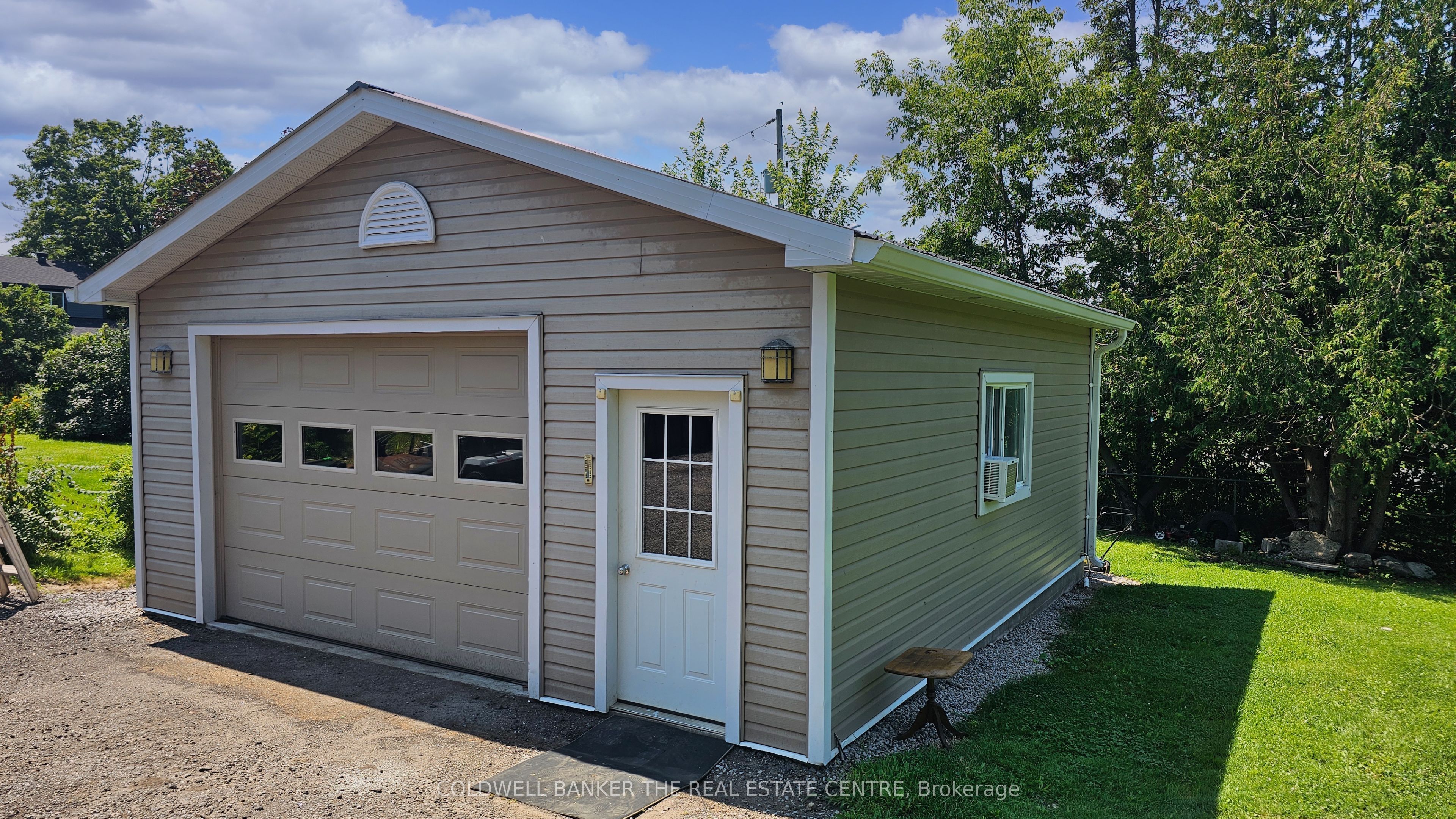 17 Courtland Street Property Photo 3