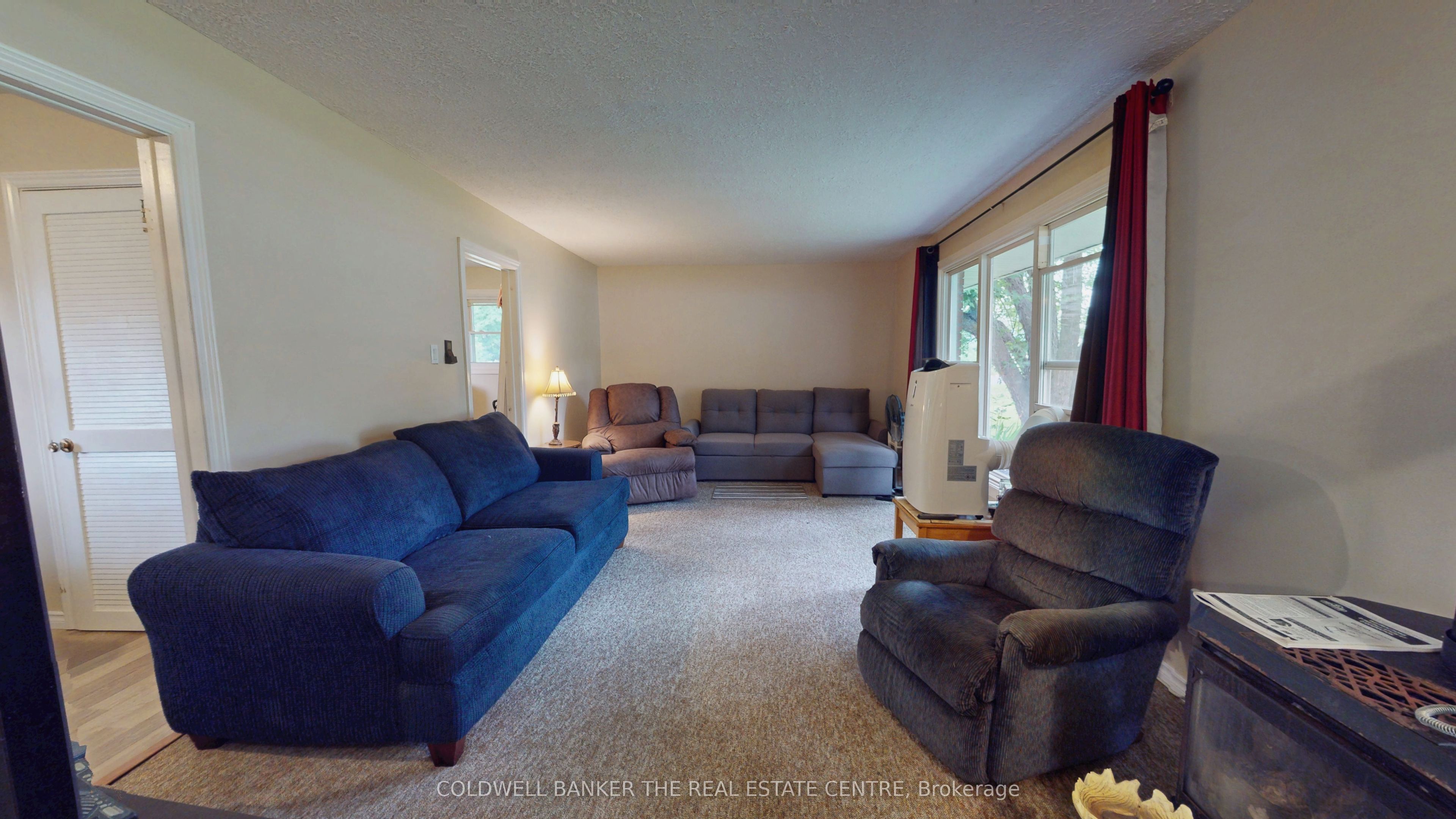 17 Courtland Street Property Photo 9
