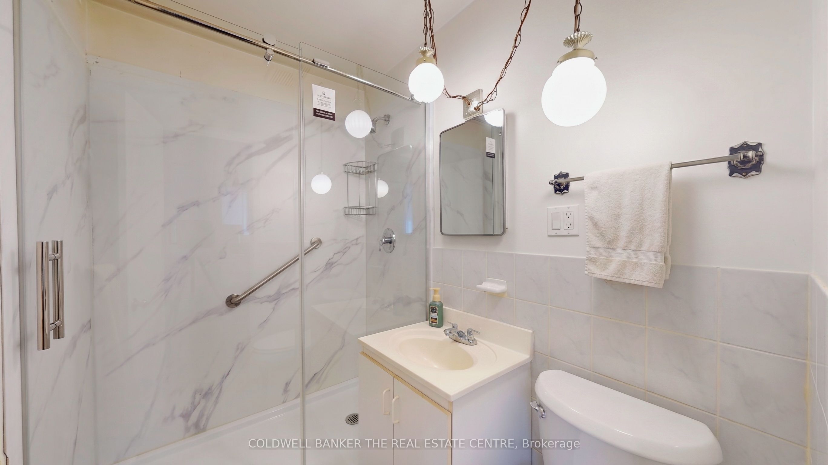17 Courtland Street Property Photo 14