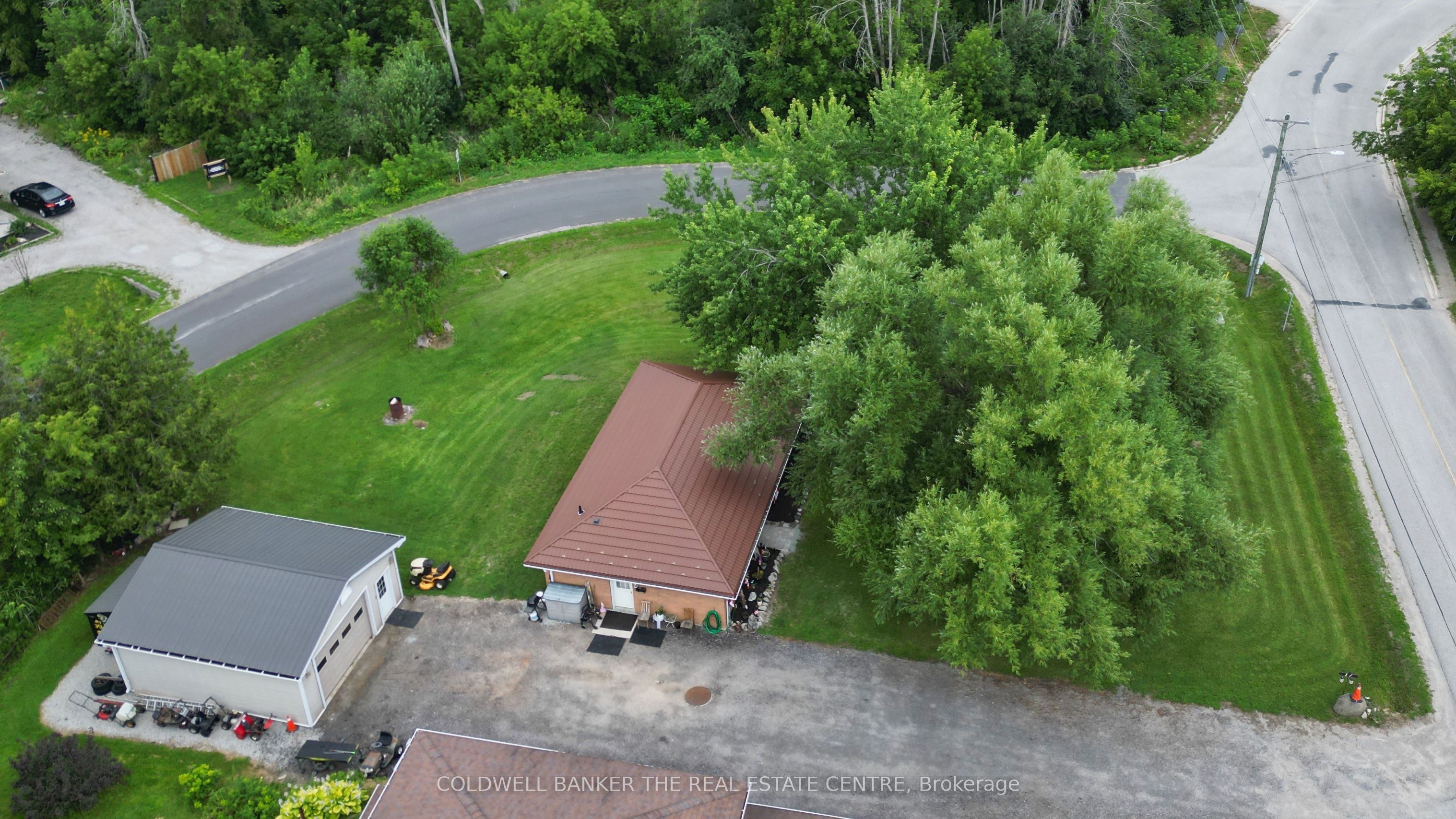 17 Courtland Street Property Photo 16