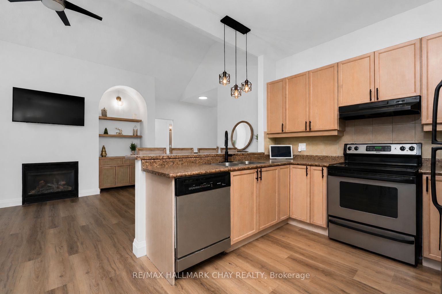 12 Oakmont Avenue Property Photo 7