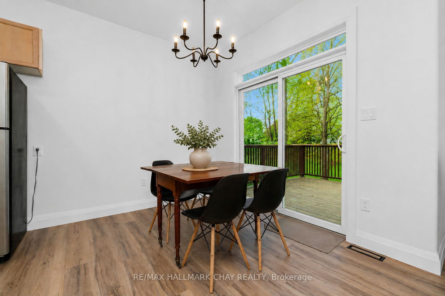 12 Oakmont Avenue Property Photo 8