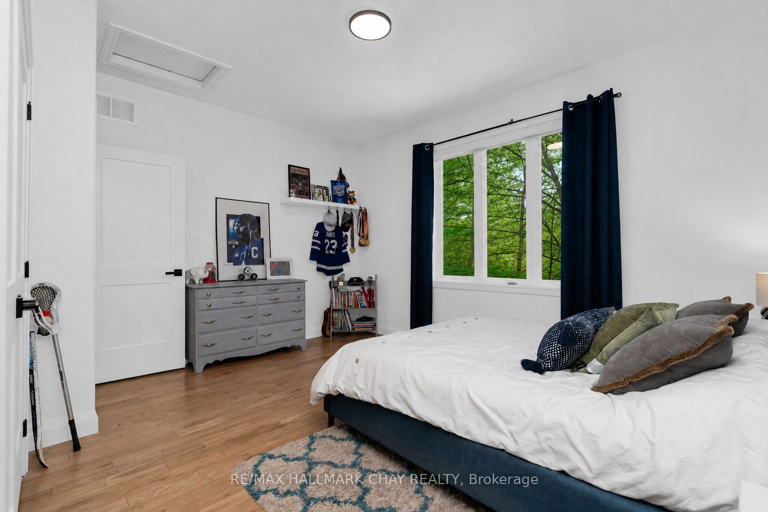 12 Oakmont Avenue Property Photo 10
