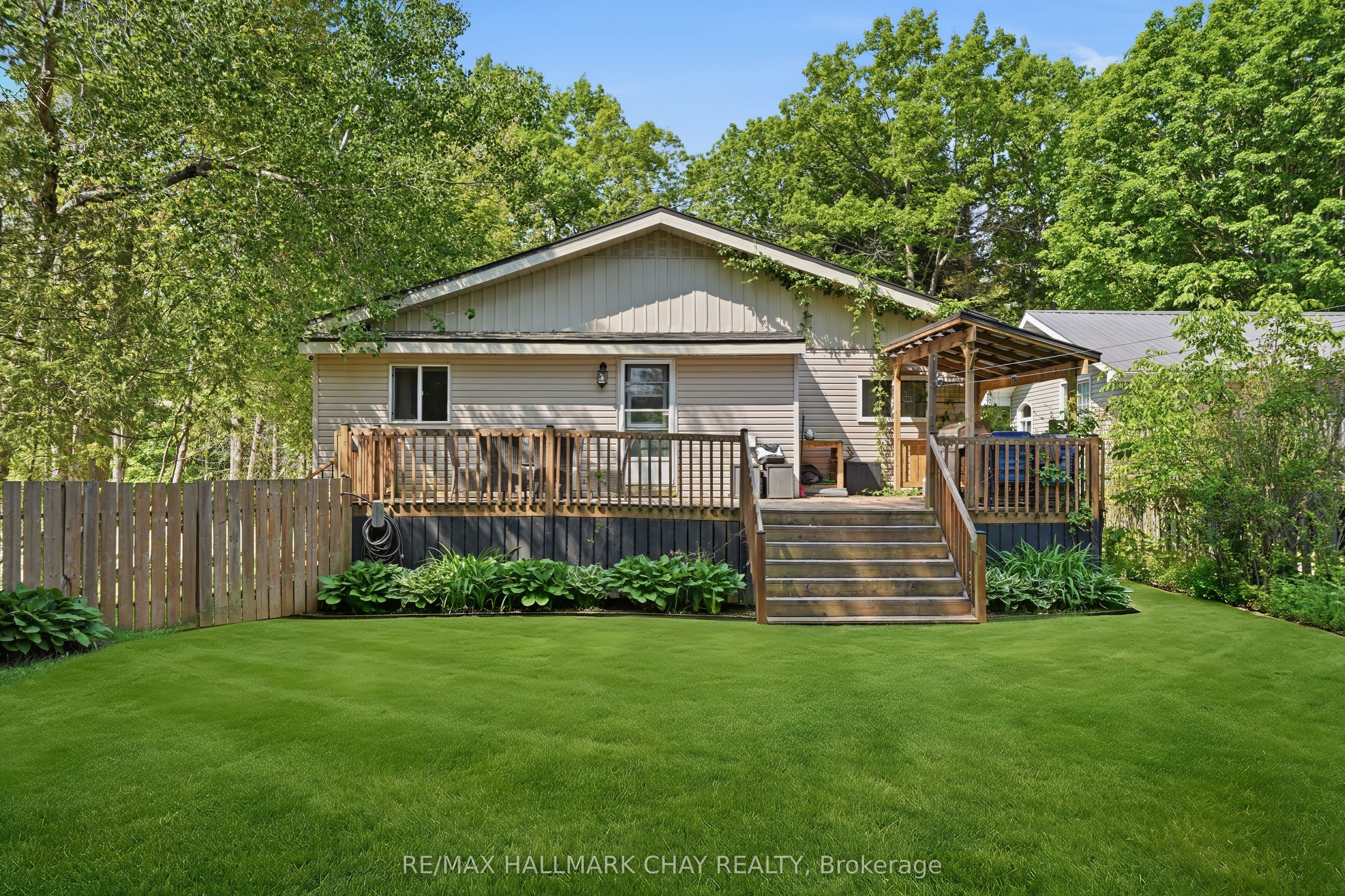 43 Fourth Street Property Photo 24
