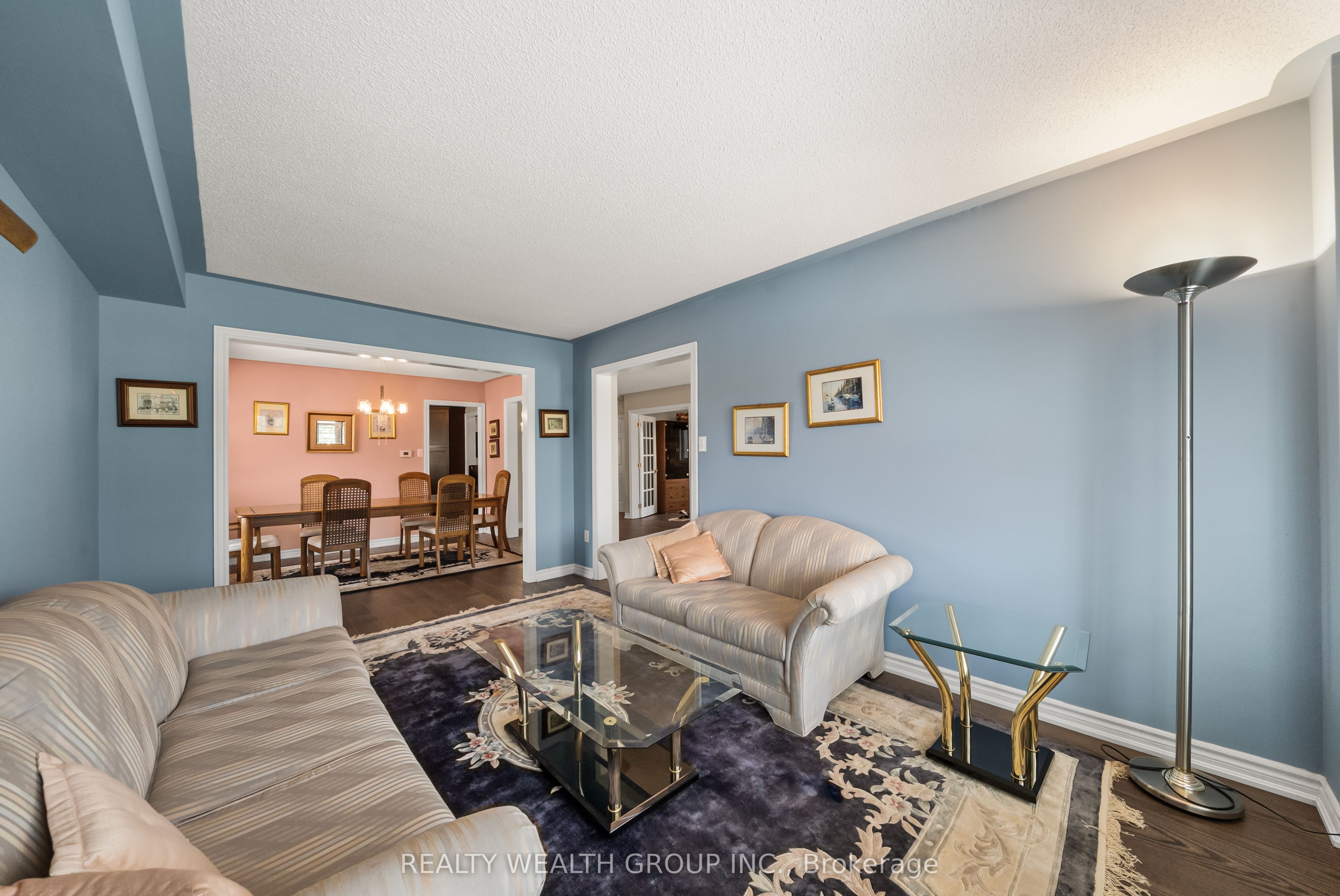 32 Reynolds Lane Property Photo 6