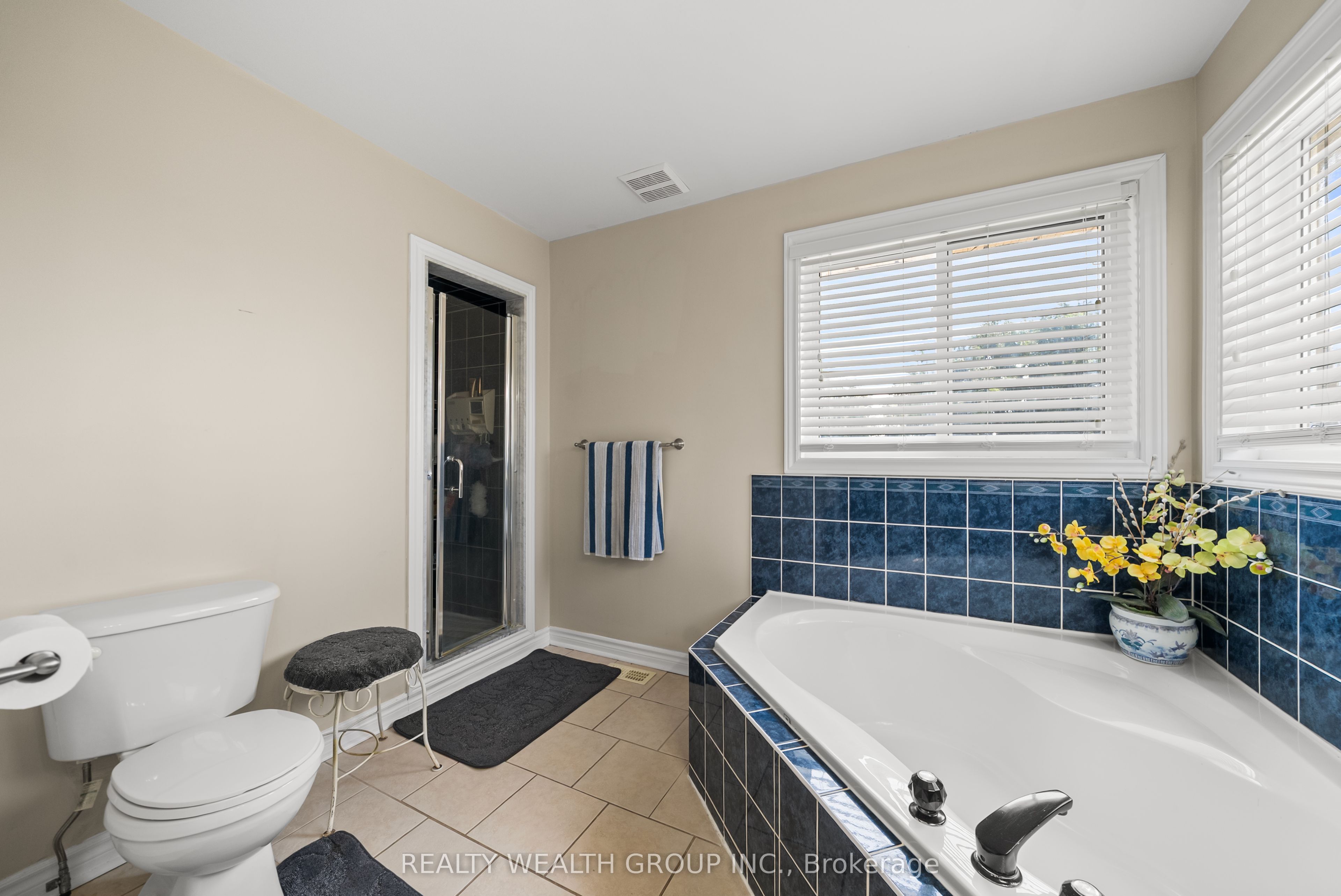 32 Reynolds Lane Property Photo 23