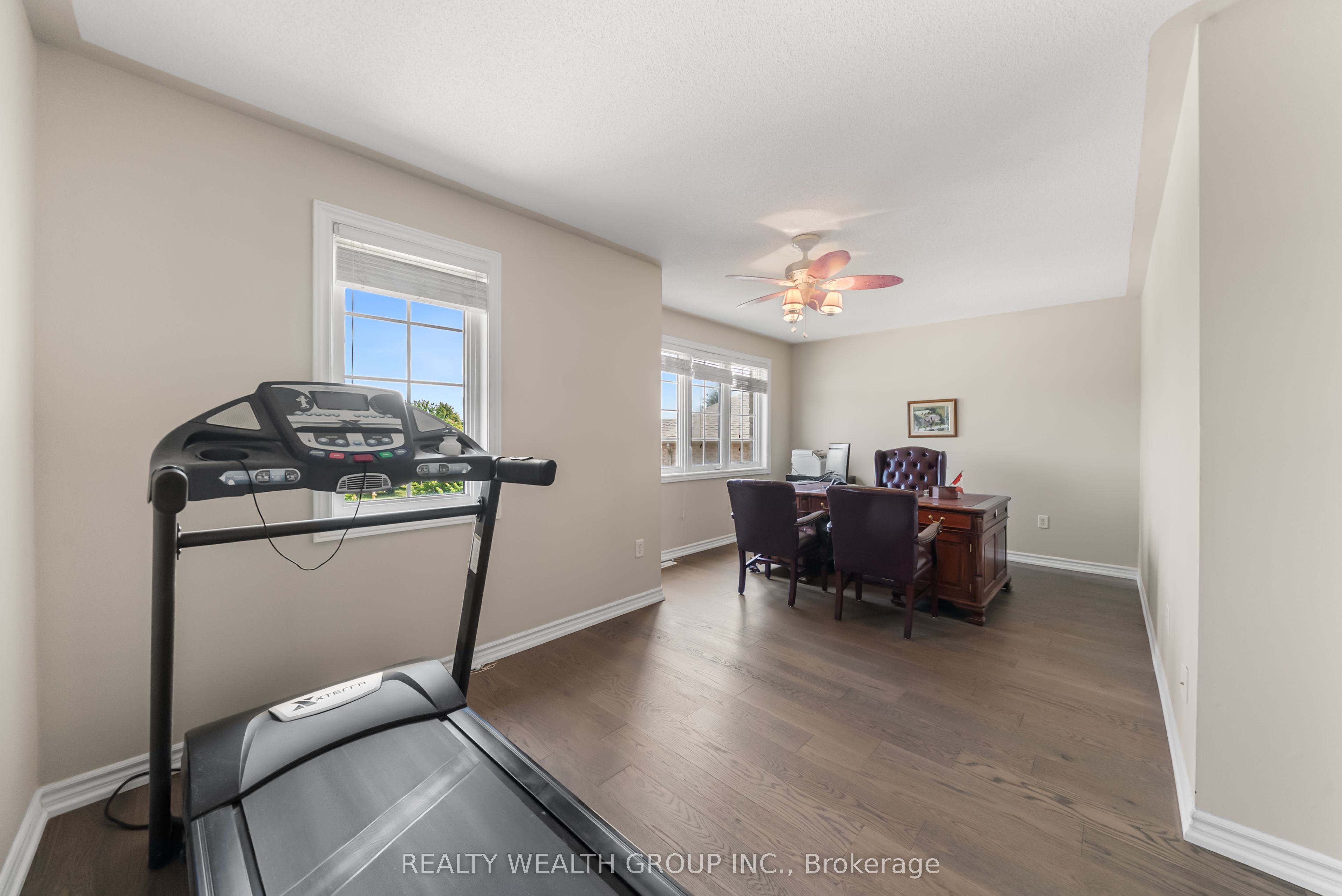 32 Reynolds Lane Property Photo 29