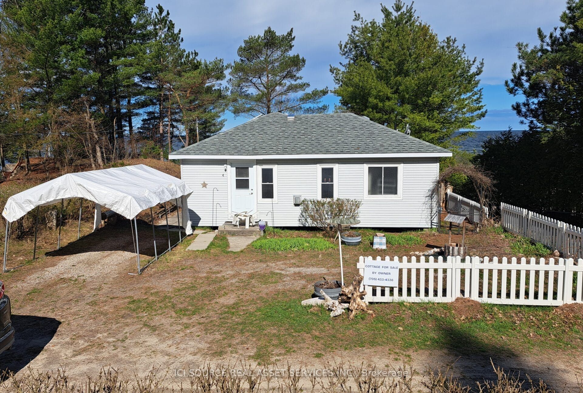 4 Pinewood Drive Property Photo 1