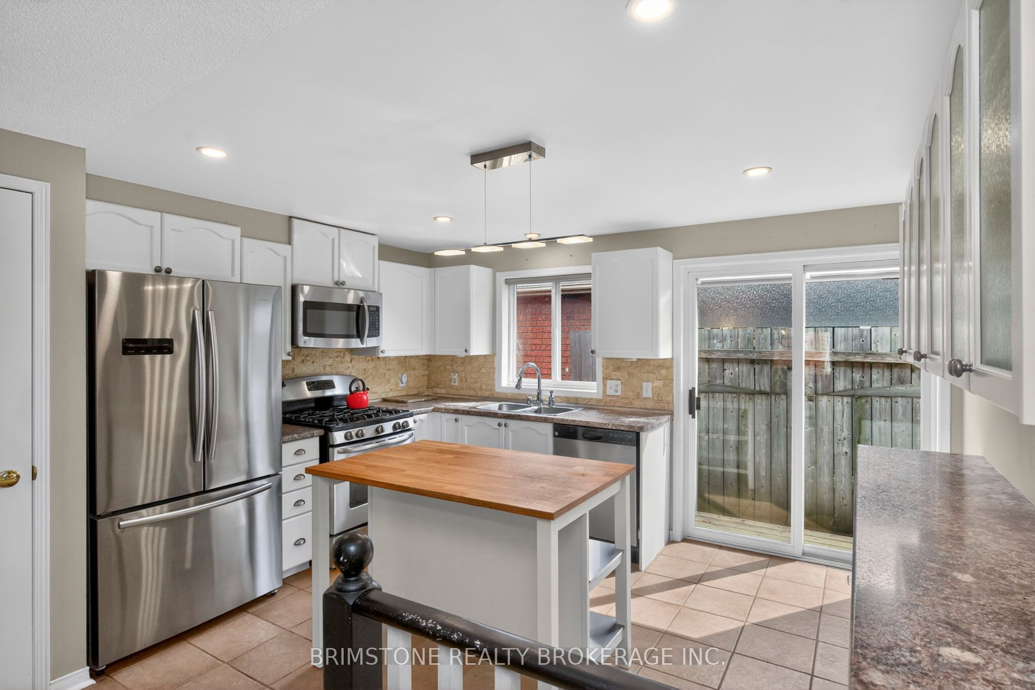 9 Holly Meadow Road Property Photo 5