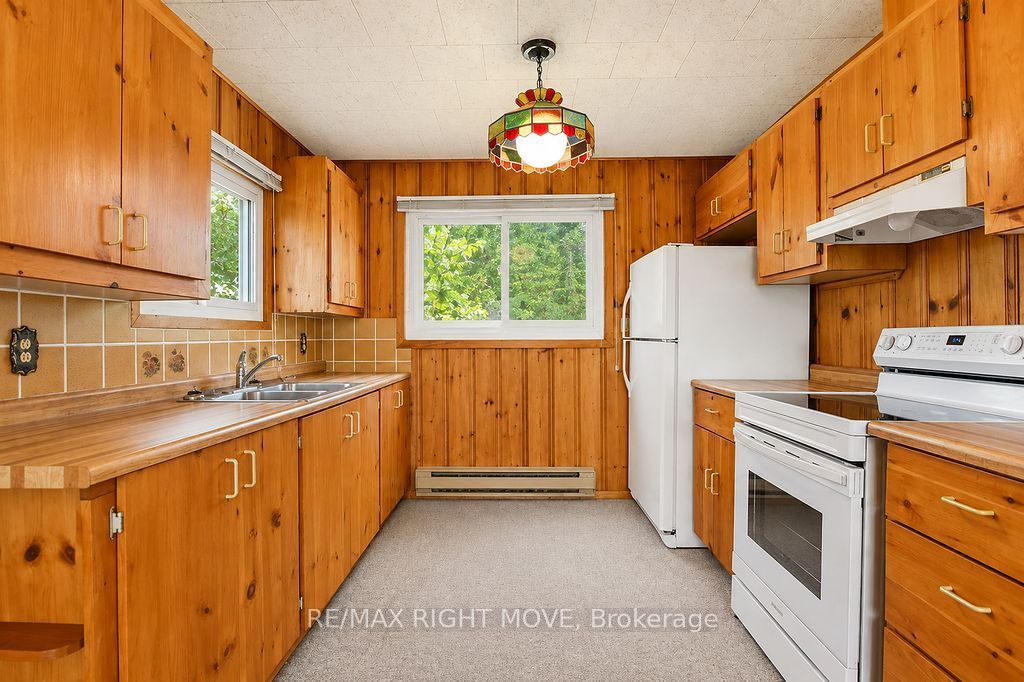 1525 Cunningham Crescent Property Photo 10