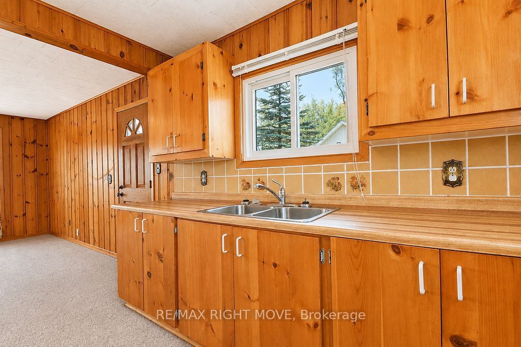1525 Cunningham Crescent Property Photo 15