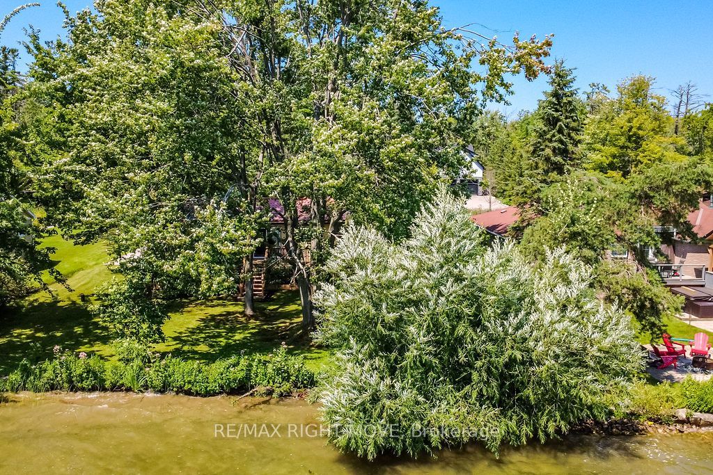 1525 Cunningham Crescent Property Photo 34