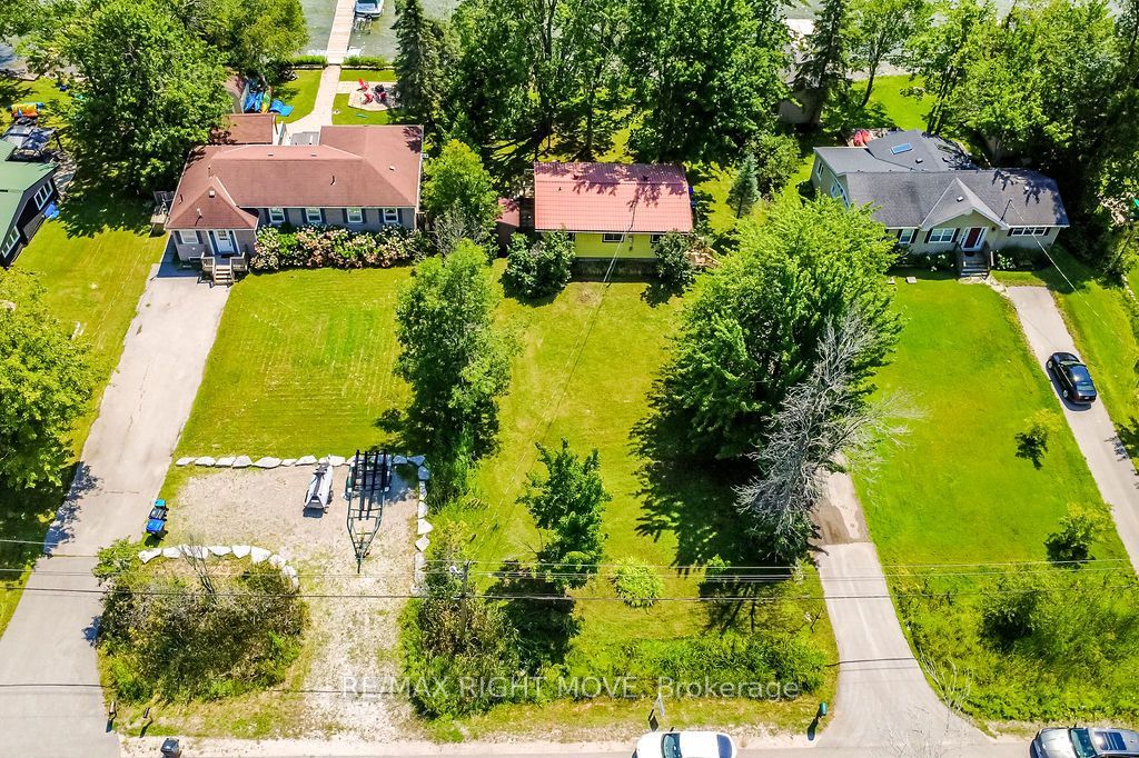 1525 Cunningham Crescent Property Photo 38
