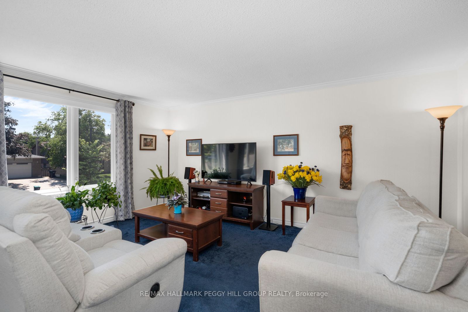 6 Oren Boulevard Property Photo 5