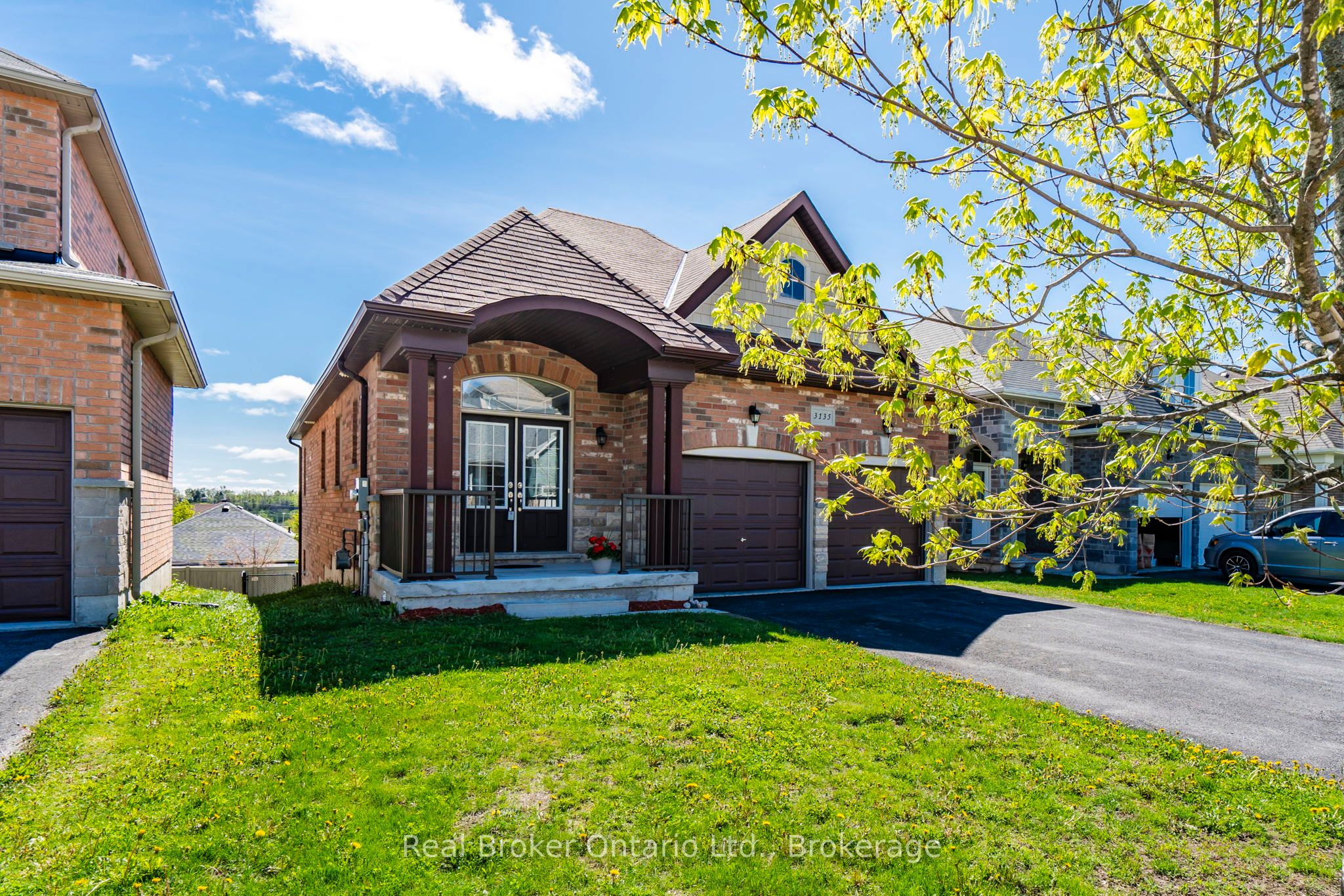 3135 Emperor Drive Property Photo 1