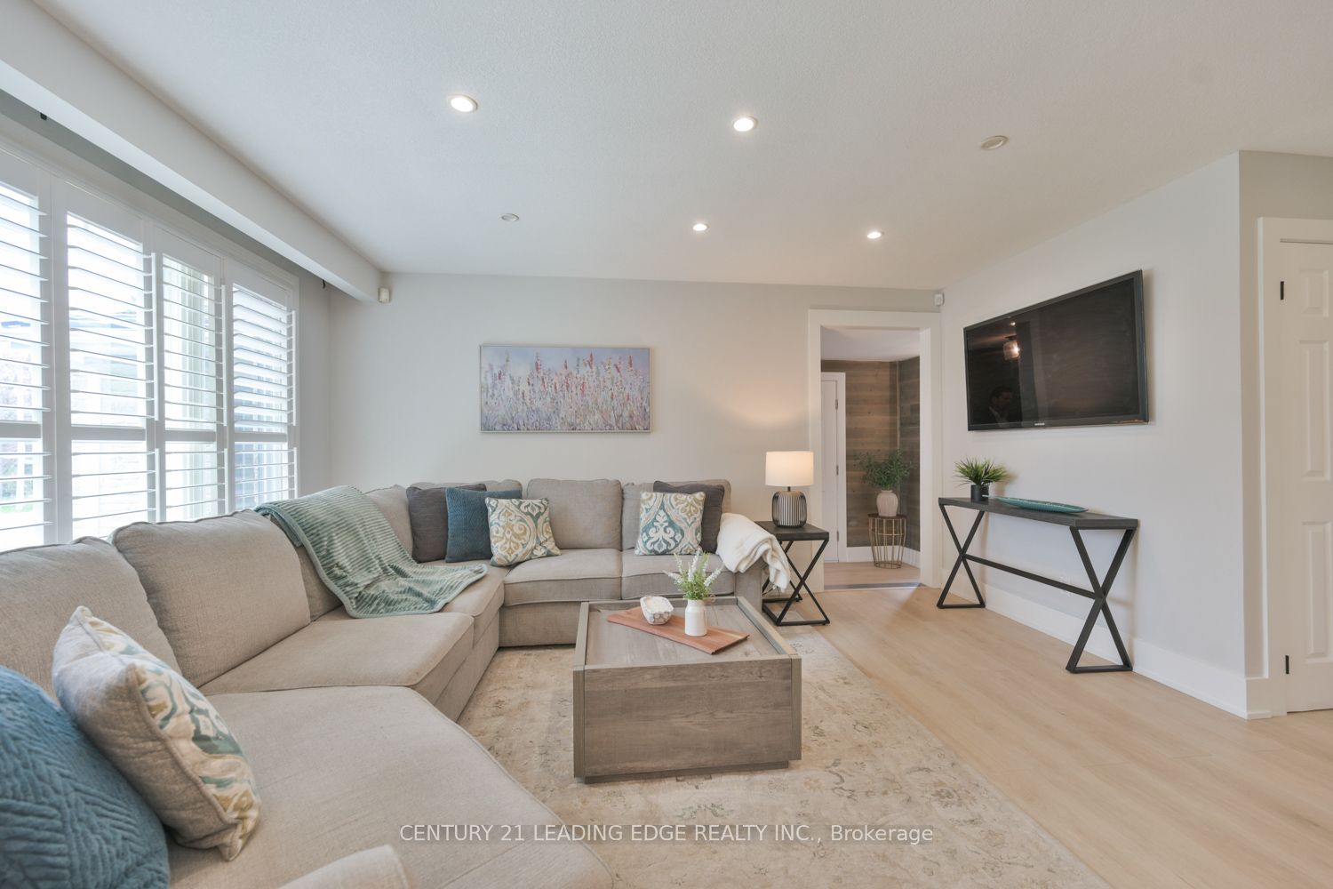 207 Yeates Avenue Property Photo 8