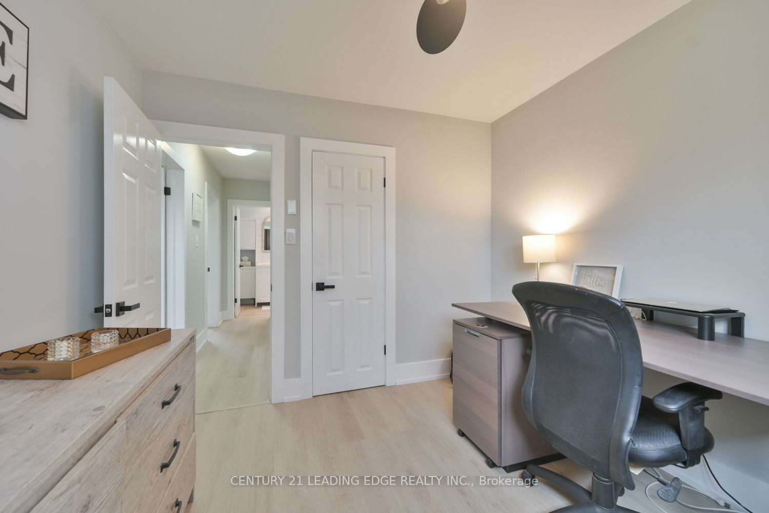 207 Yeates Avenue Property Photo 22