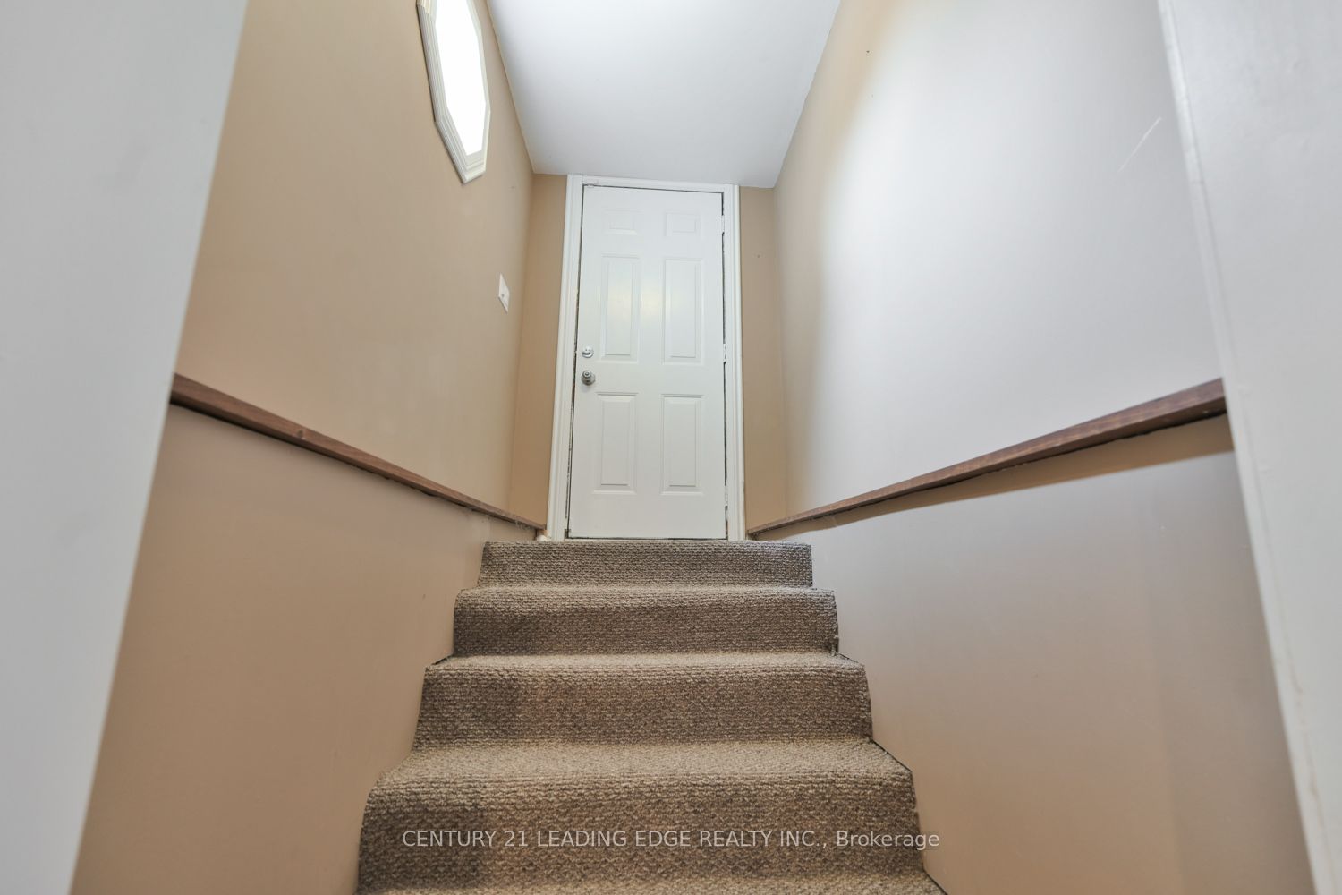 207 Yeates Avenue Property Photo 27
